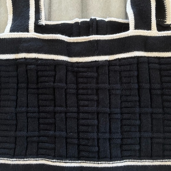 Contrast Trim Button Detail Crop Knit Top XS NEW - Picture 10 of 10